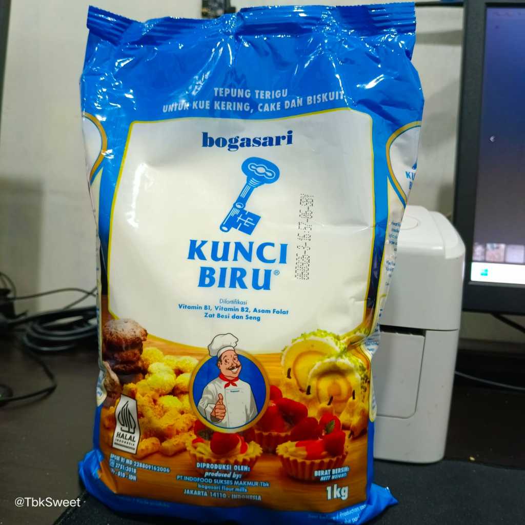 

Kunci Biru Tepung Terigu 1kg