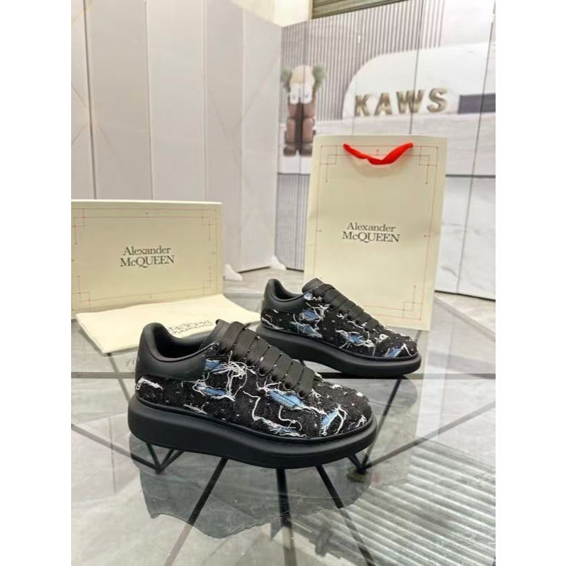 McQuee* Sepatu olahraga rendah Sepatu putih kecil Sepatu pria tinggi Dasar tebal