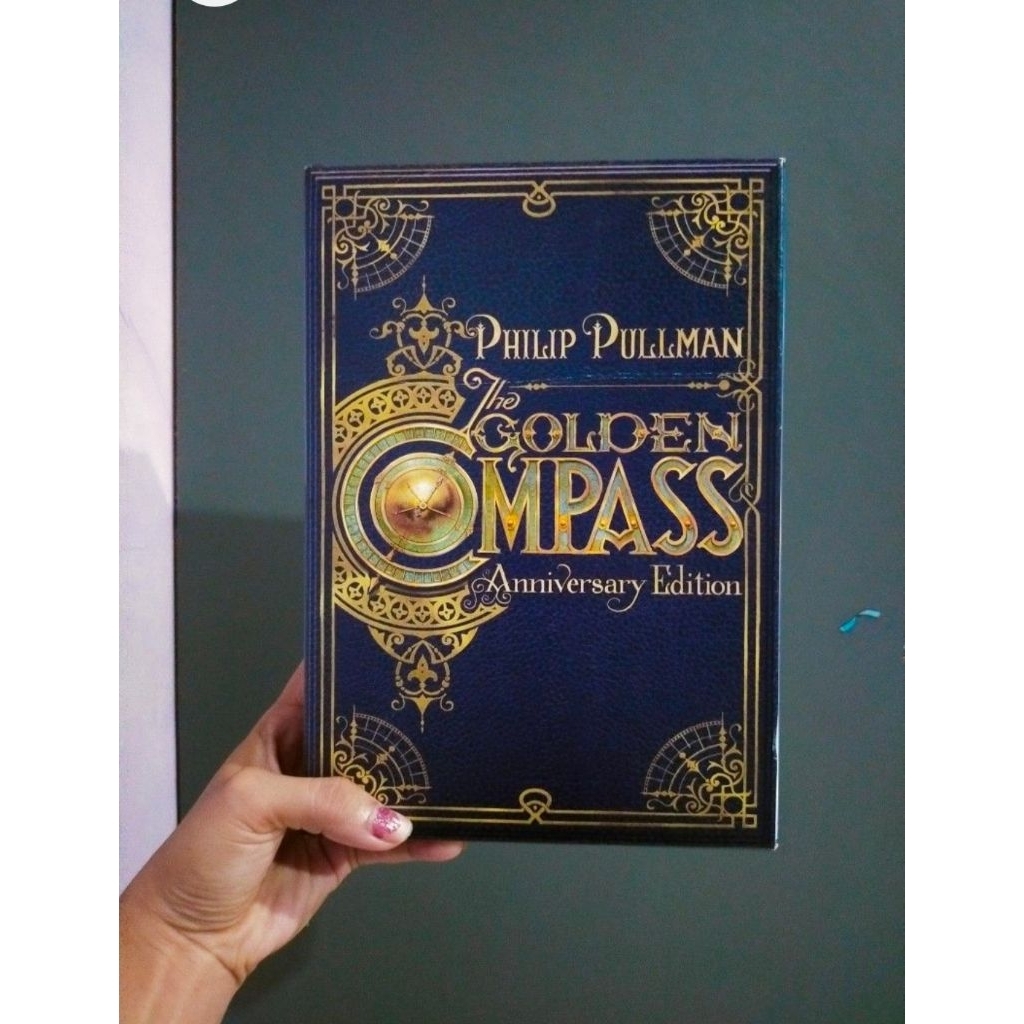 The Golden Compass ( Booked )