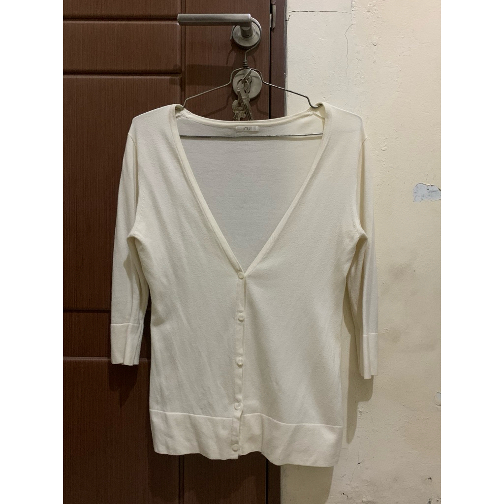 Preloved Cardigan putih