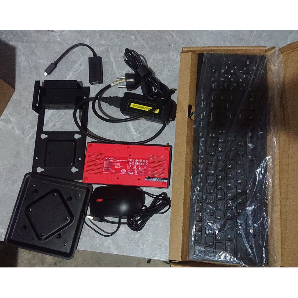 Mini PC Lenovo ThinkCentre M90n-1 NANO-11ADS07E00-i3-8145U 8GB SSD256GB Win10H