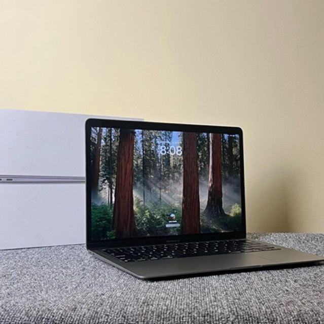 MacBook Air M1 256GB Bekas Mulus, Fullset Original, Denpasar Badung Bali