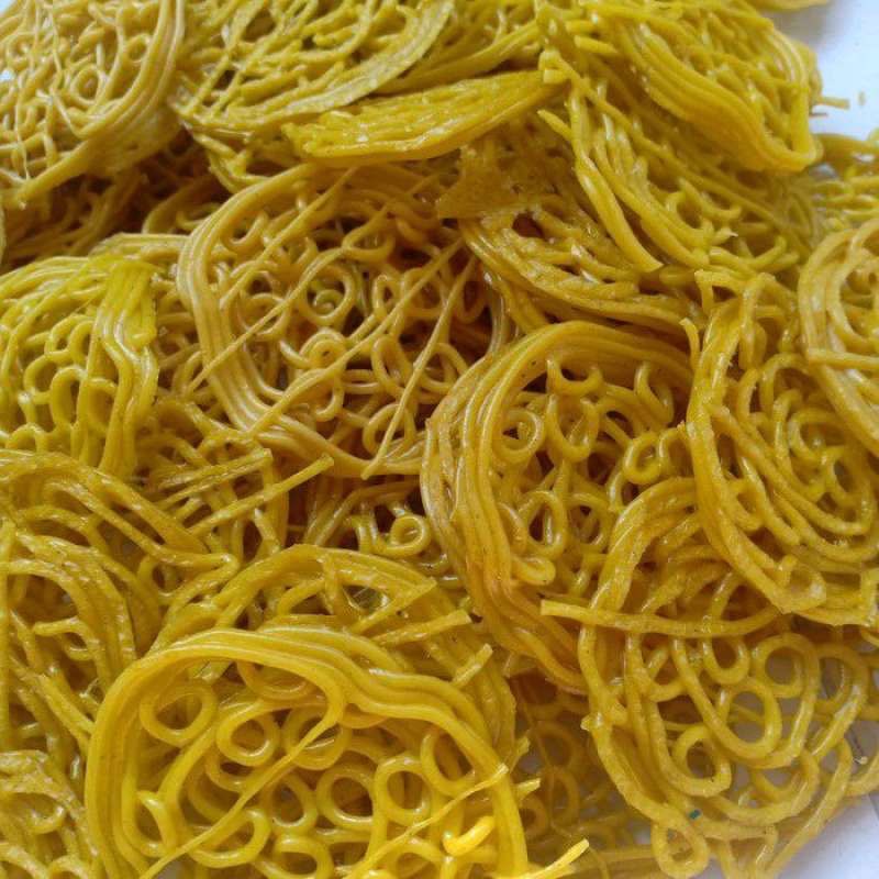 

Kerupuk Mie Kuning Mentah Asinan Manisan Rujak Kualitas Super 250 gram