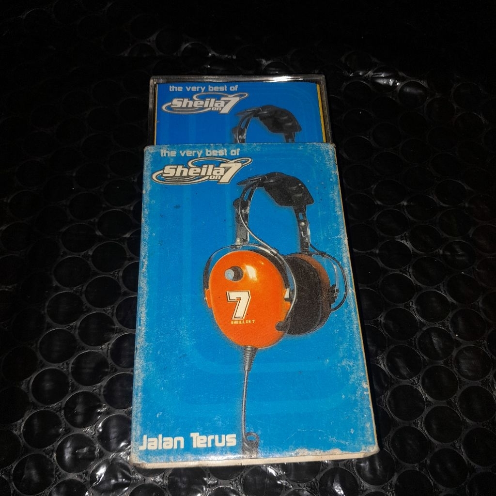 kaset pita sheila on 7 the very best of