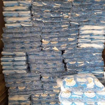 

1 Pcs Garam Masak Beryodium Segi Tiga Mas / Garam Dapur Beryodium Cap Mutiara Laut perbiji