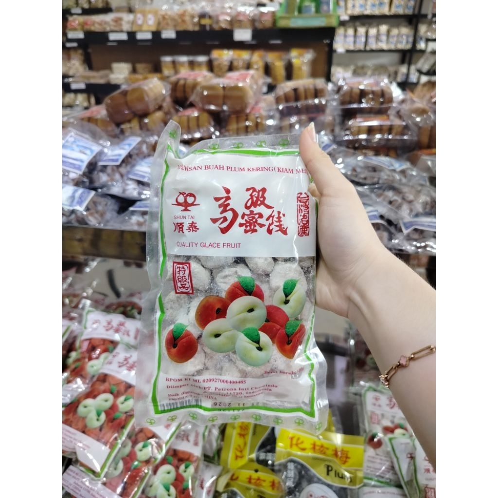 

Sonmoi/Manisan putih khas Bangka