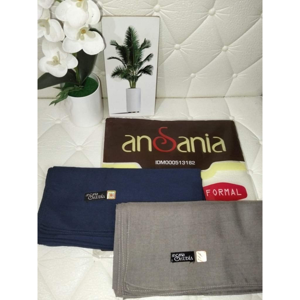 Jilbab Segi Empat Ansania Saudia Formal