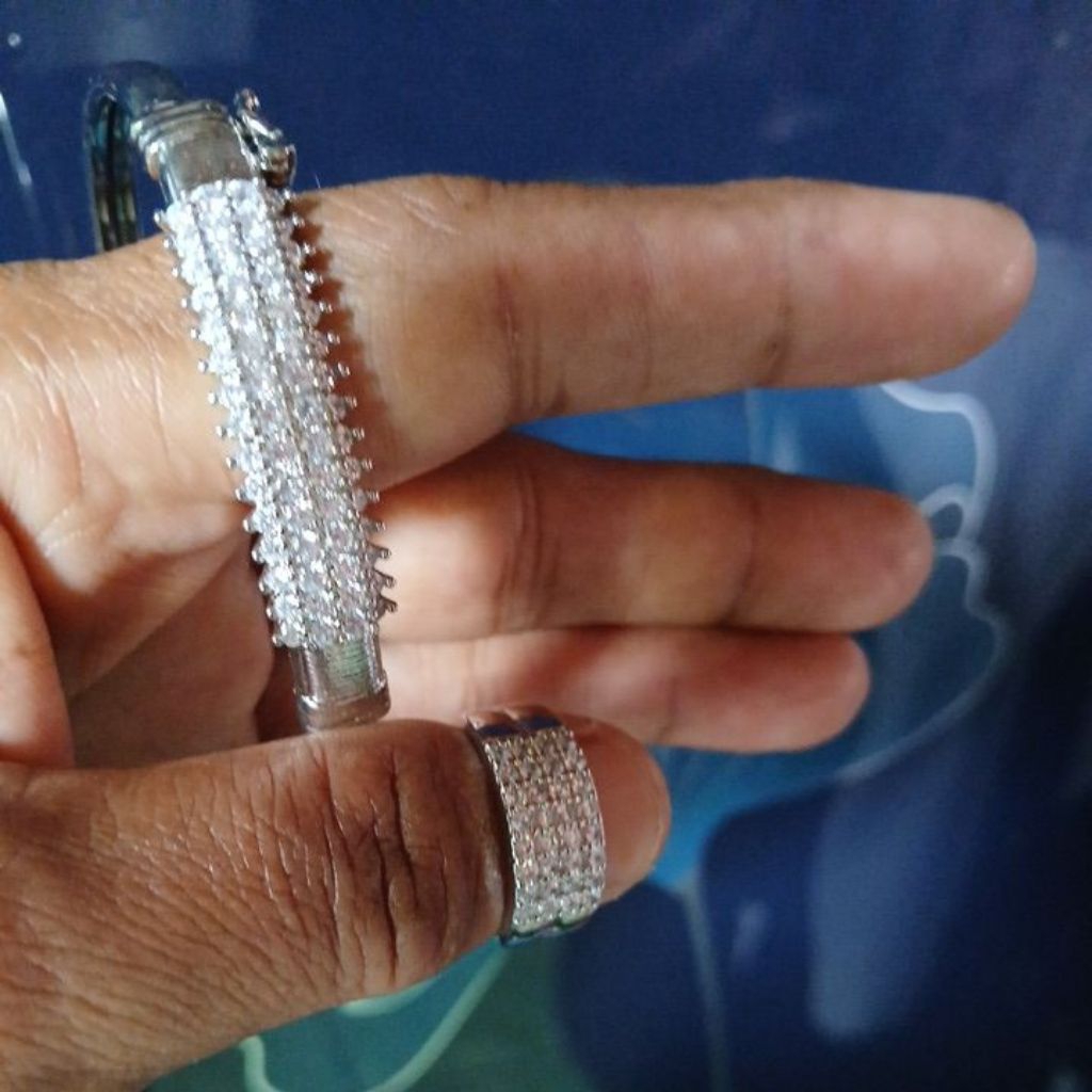 1 set perhiasan titanium