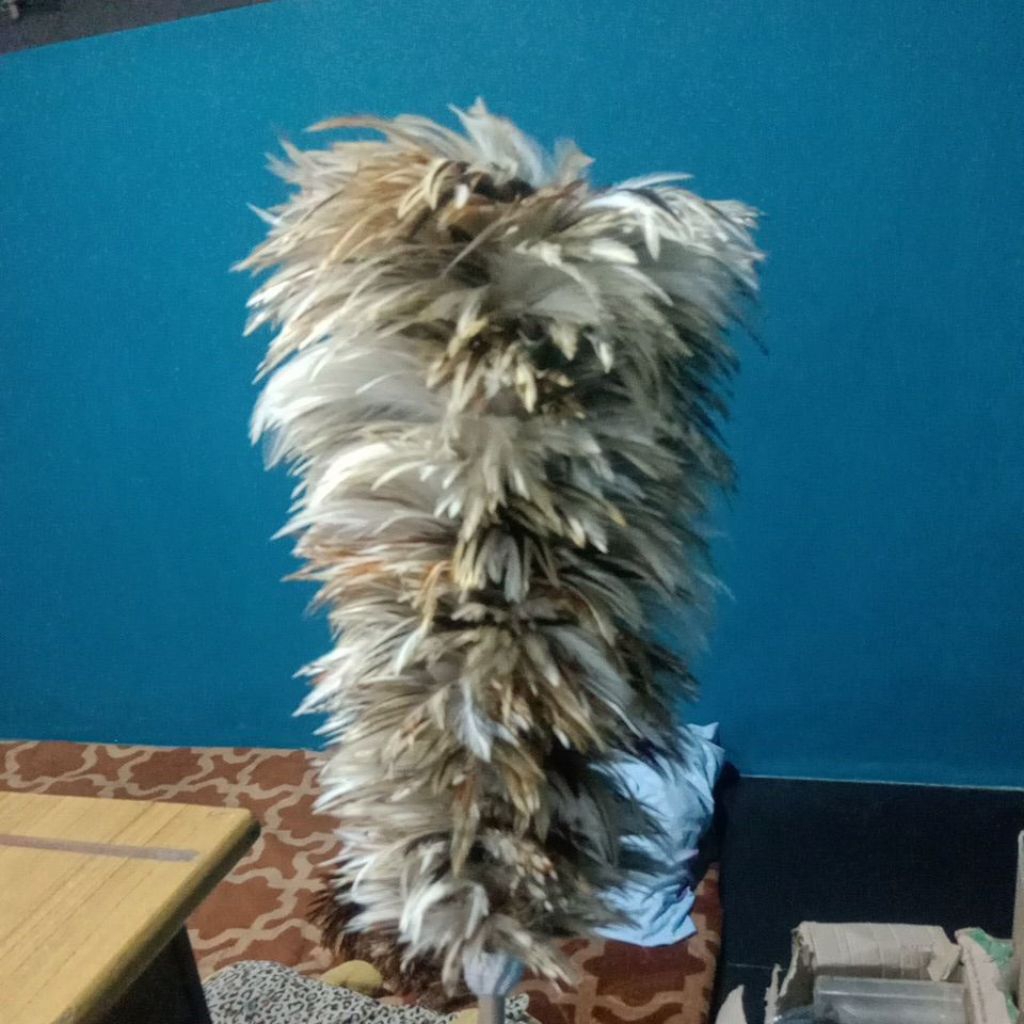 KEMOCENG BULU AYAM PREMIUM TEBAL DAN HALUS