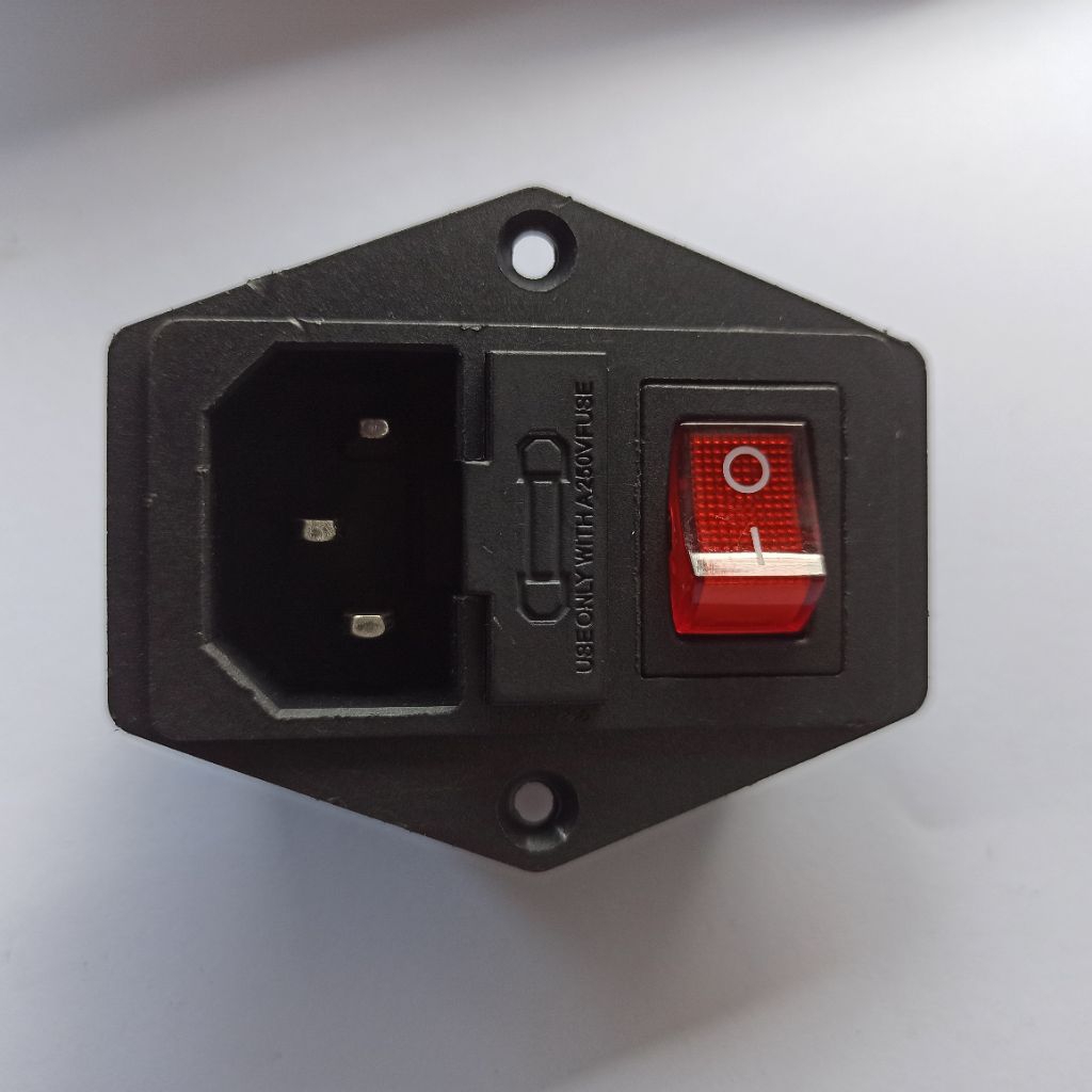 soket AC 3 pin soket power