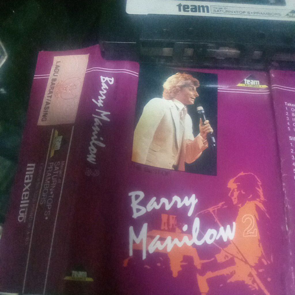 kaset pita BARRY MANILOW KX007