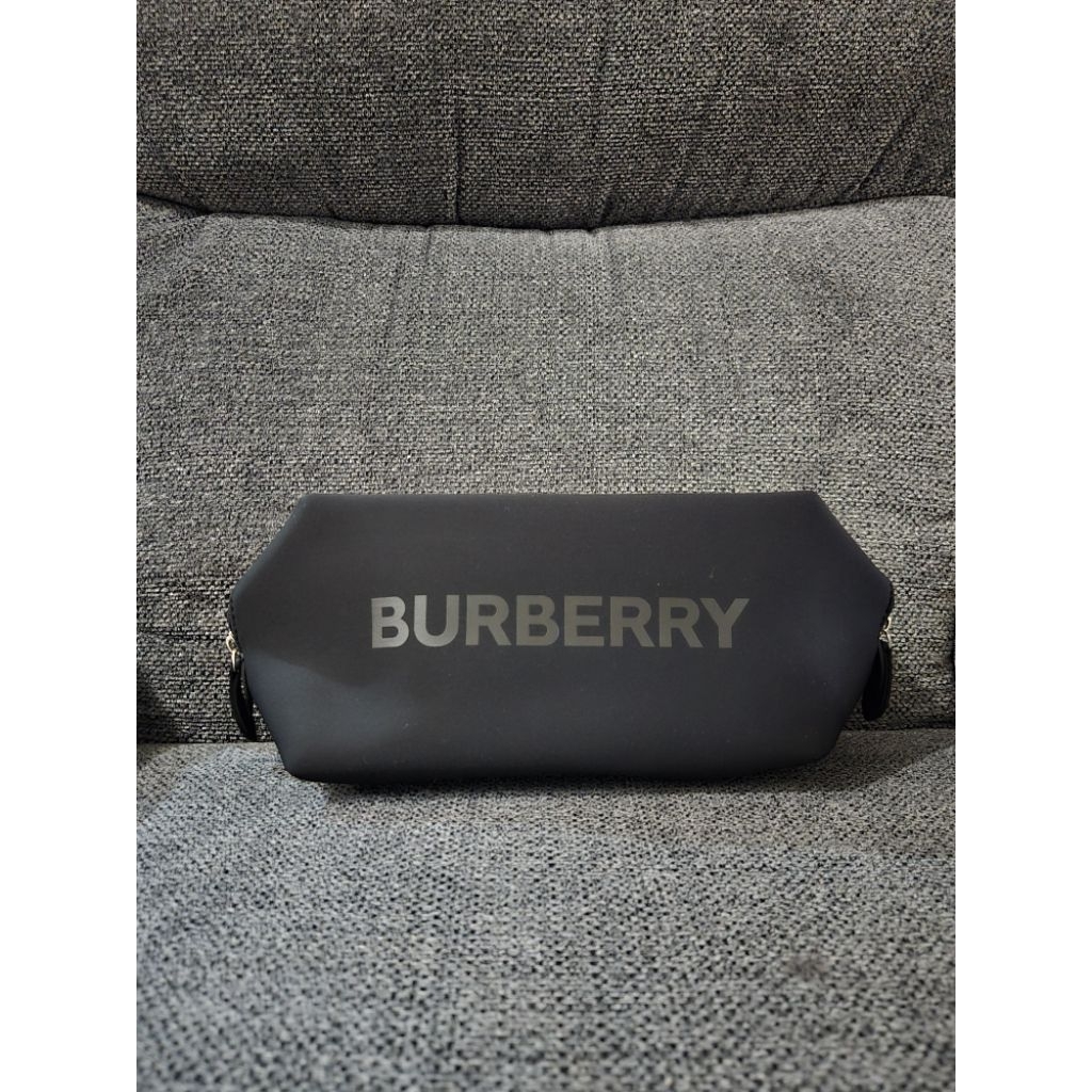 Vipgift Original Burberry Toiletry Bag