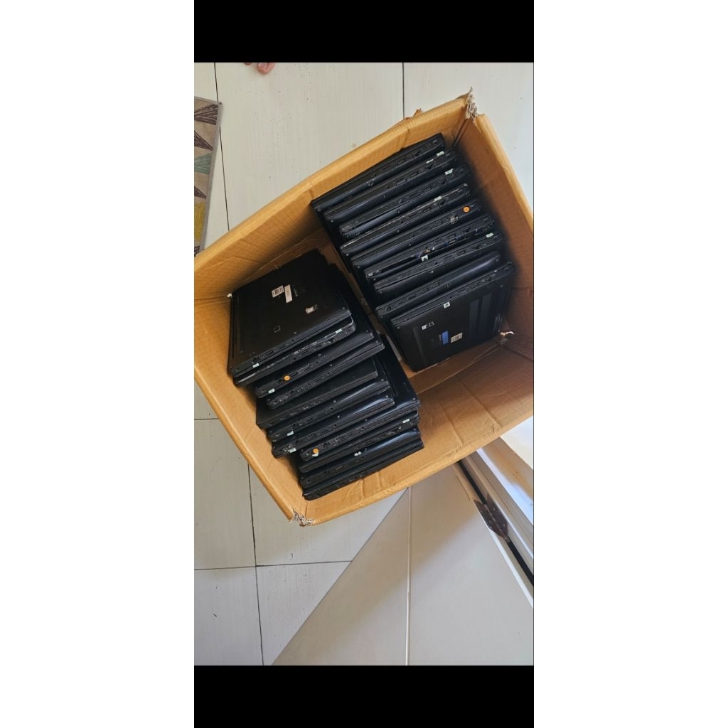 Laptop Dell 7480 Motherboard Core i5-7300U + Casing