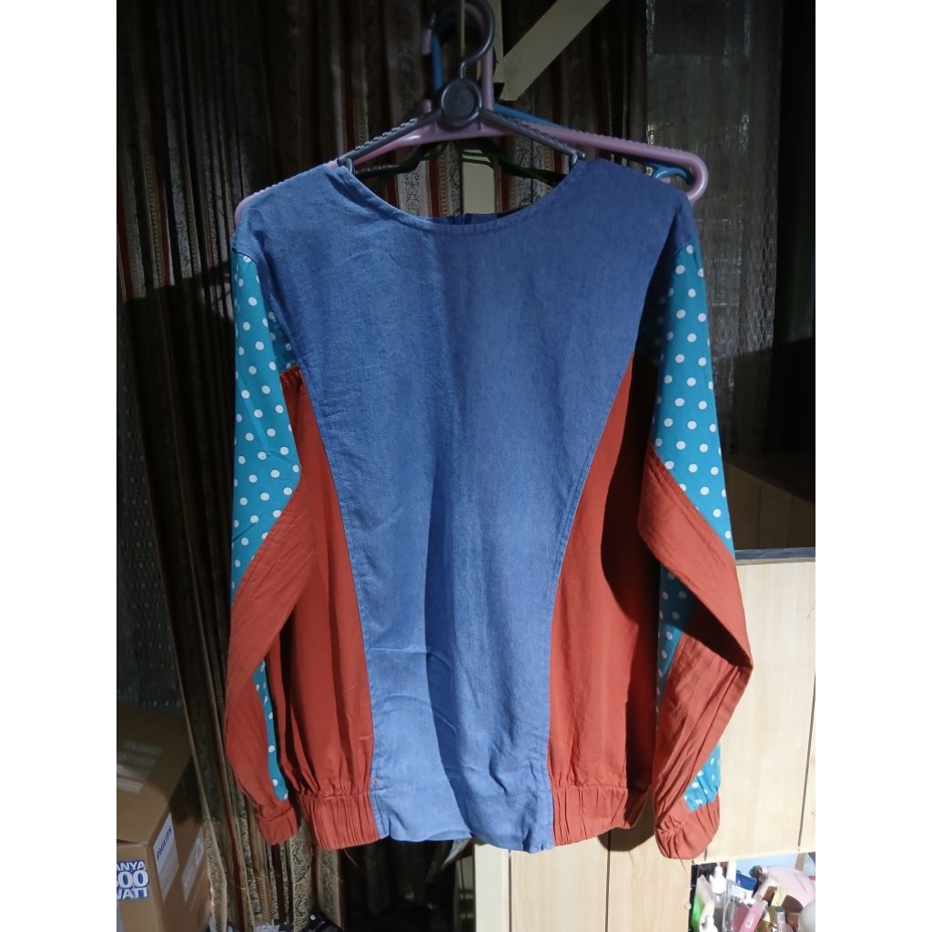 PRELOVED AIRA TOP BY MONEL ORIGINAL