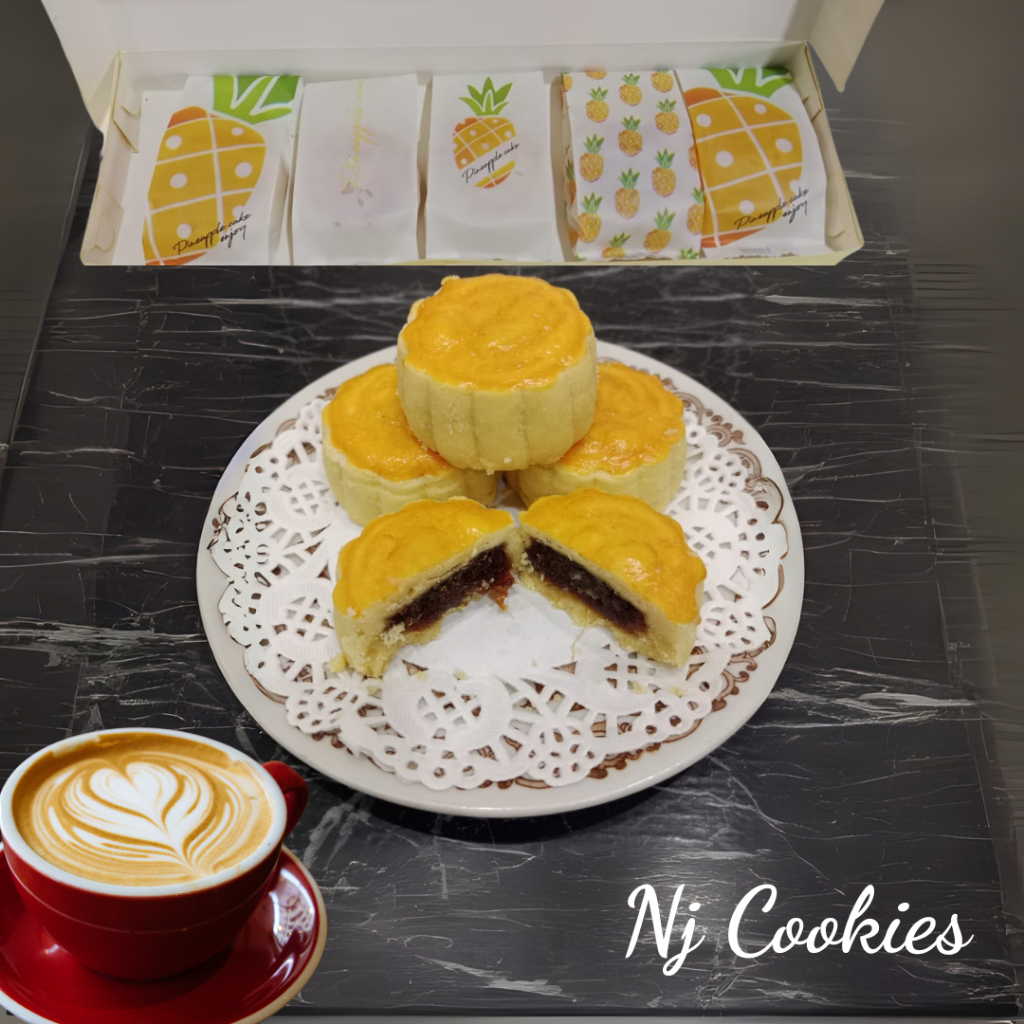 

Kue nastar cake, premium box isi 5 pcs