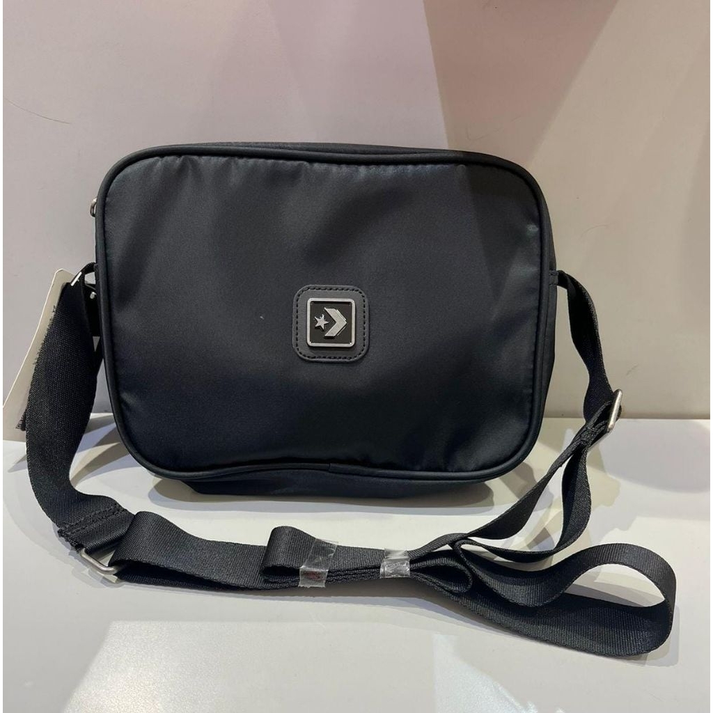 CONVERSE Sling bag Tas selempang Cewek Sale