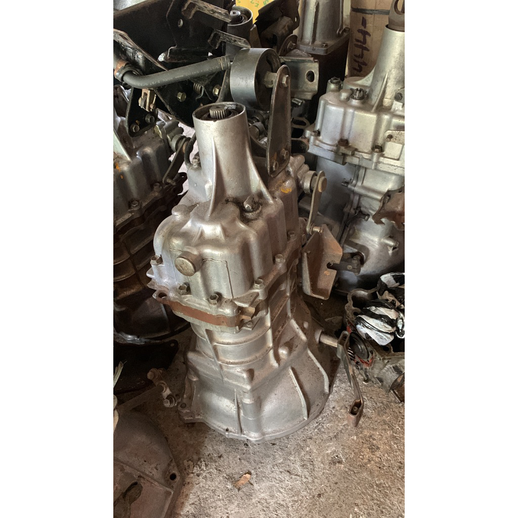 Transmisi Presneling Futura/TSS karbu