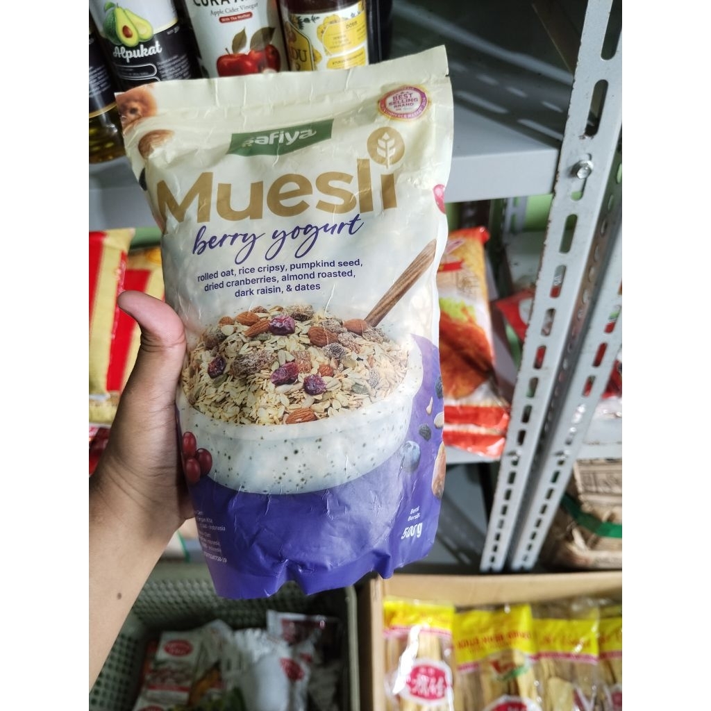 

MUESLI BERRY YOGURT 500 ML