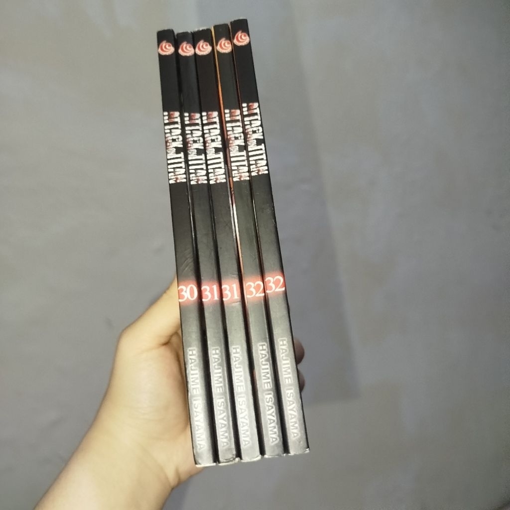 Komik Attack on Titan vol 30 31 32 cabutan kolpri