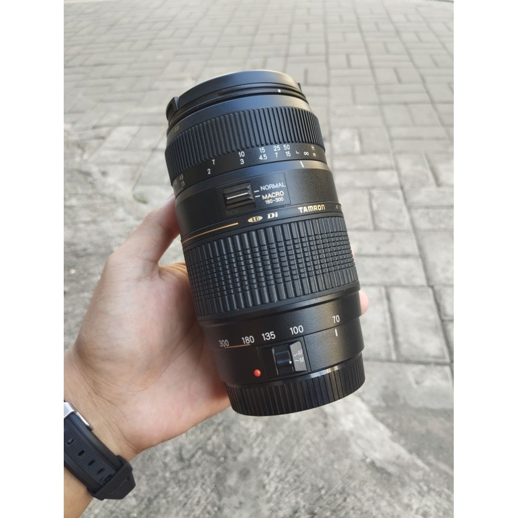 LENSA TELE TAMRON 70 300MM FOR CANON