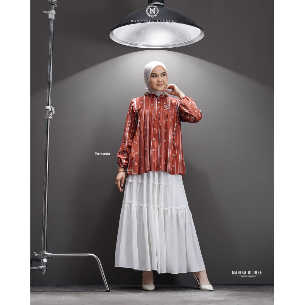 COD PROMO AMBYAR MAHIRA BLOUSE ATASAN MOTIF RAYON NADHEERA LUXURY NADHEERA LUXURY - INAYAHHIJAB