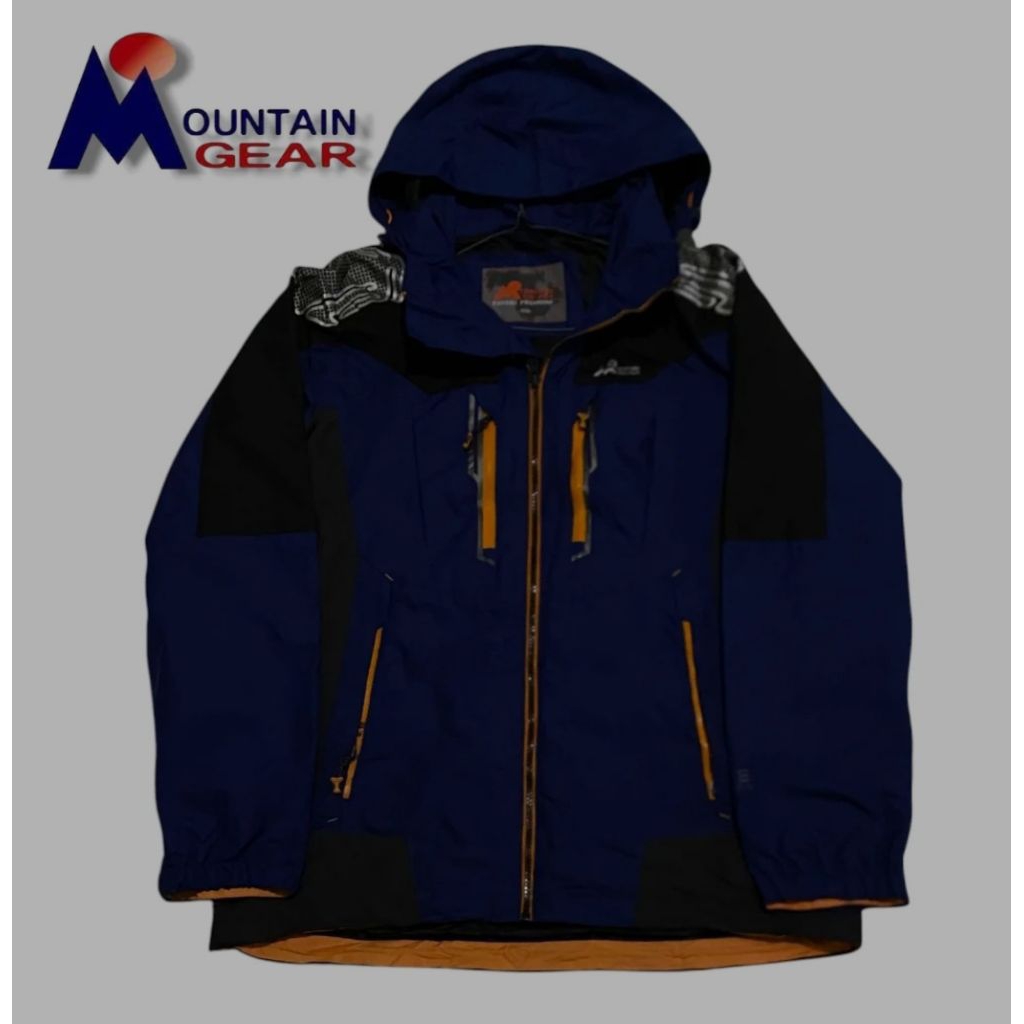 Mountain gear jaket outdoor like new free jaket
