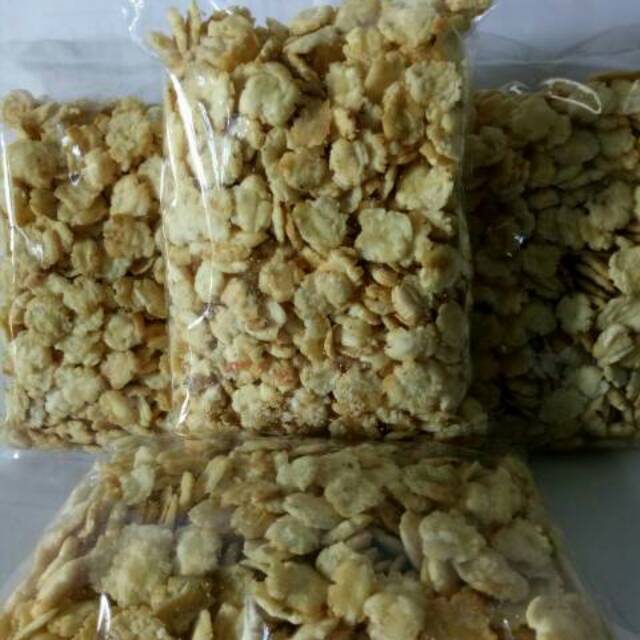 

Emping Melinjo Kletuk Rasa Asin Dan Gurih Berat 1kg Khas Cirebon Kualitas Super