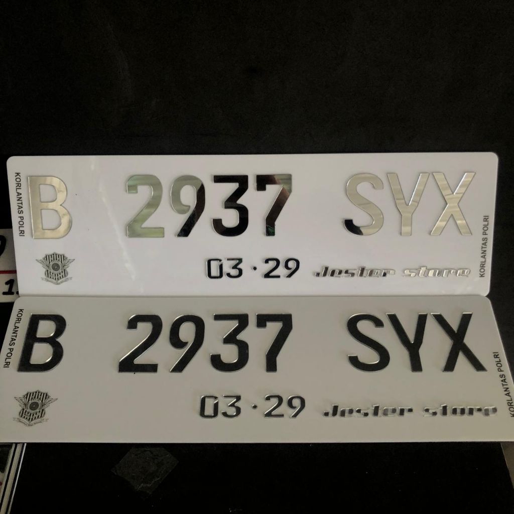 Plat nomor timbul mobil