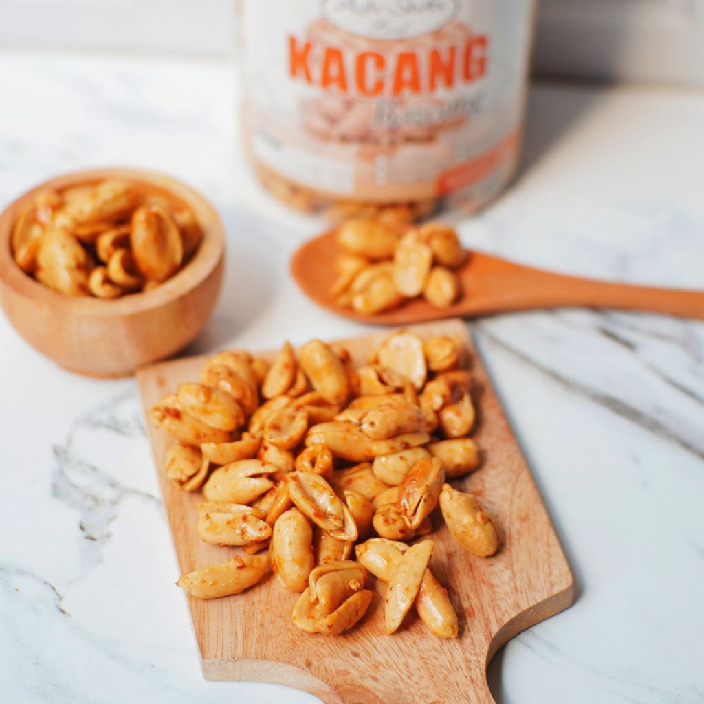 

Kacang Bawang Madu Manis Pedas – Camilan Premium Renyah & Lezat