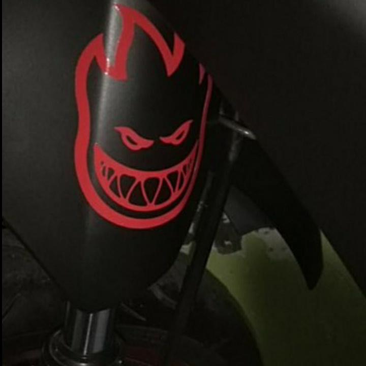 cutting Stiker sticker SPITFIRE api mobil motor dinding helm sepeda toko cica murah