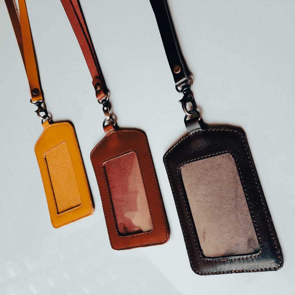 

Favor Leather Lanyard - ID Card Kulit Sapi Name Tag Gantungan Nama