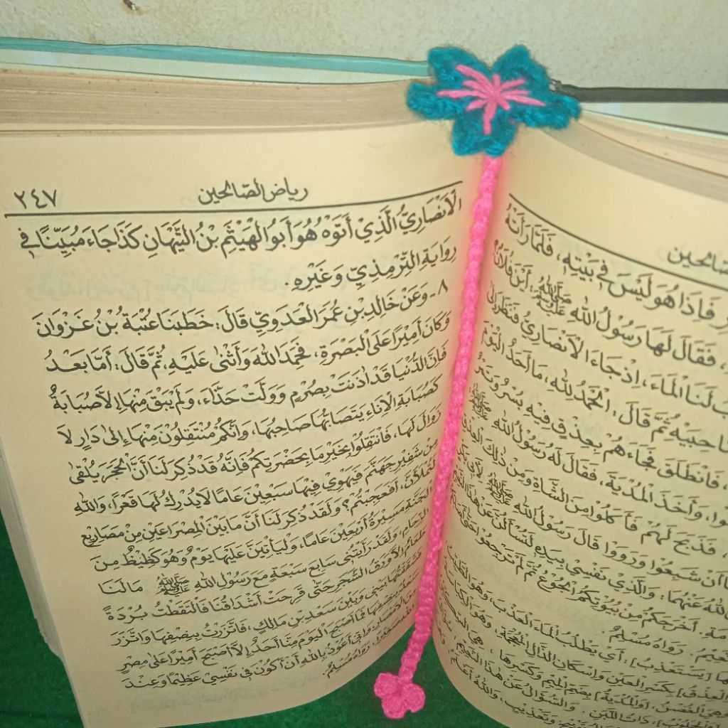 

penanda buku,bunga daisy biru