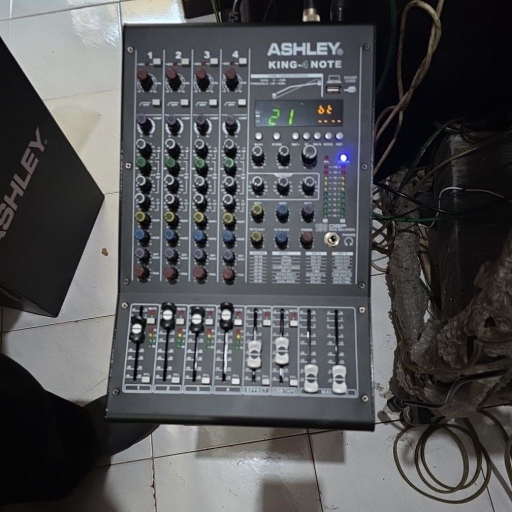 MIXER ASHLEY KING NOTE 4