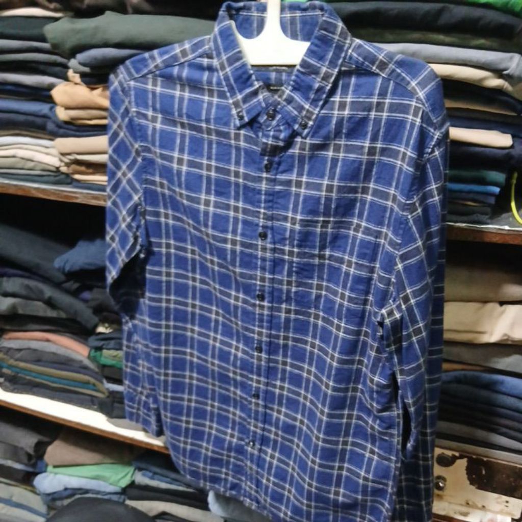 kemeja banana republik