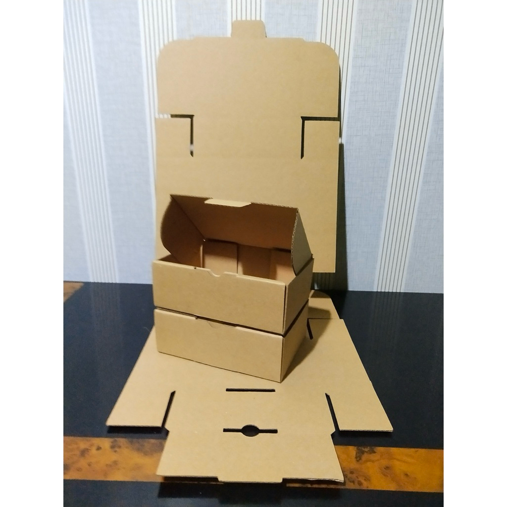 

kardus diecut 15x10x5 COKELAT husus bandung / instan