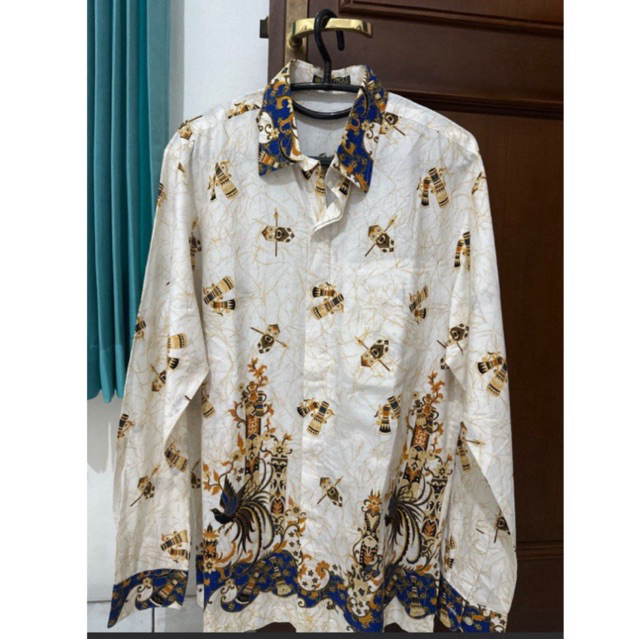 kemeja batik putih pria lengan panjang | kemeja batik laki | kemeja batik formal