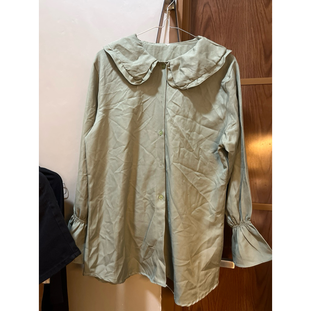 Kemeja atasan wanita hijau sage