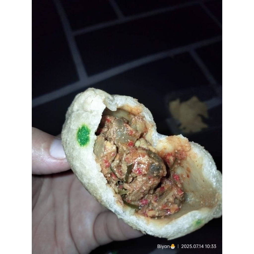 

Cireng isi Ayam suir & Ati ampela 10pcs/pack