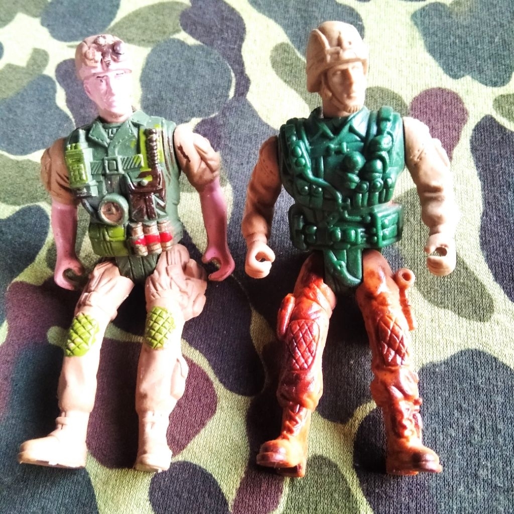 Mainan Jadul Tentara Plastik Tentara Gurun Tinggi 10 cm Figure Tentara Tinggi Besar Diorama PerangTi