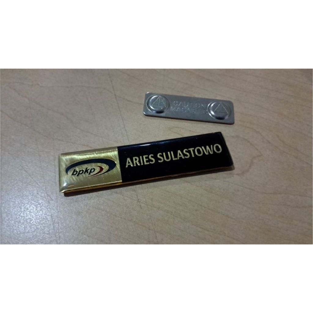 

Name tag / Papan Nama Etching