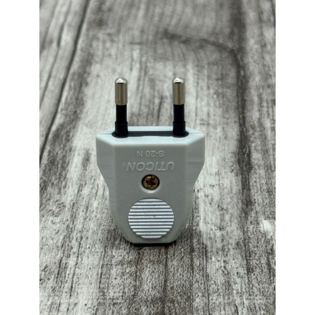 Steker Pipih / gepeng  Uticon