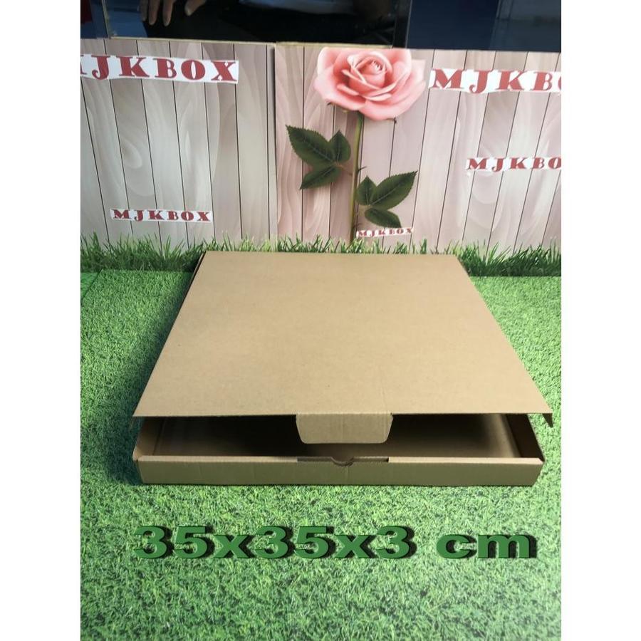 

Kardus karton uk. 35 x 35 x 3 cm...die cut box kotak Souvenir -dll
