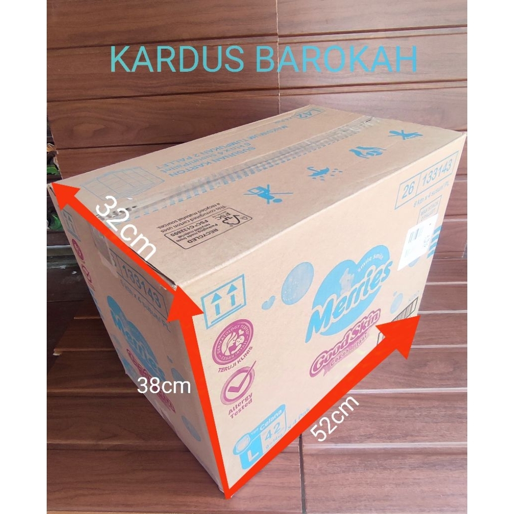 

KARDUS BARU 1X PAKAI BERMEREK 52cm x 32cm x 38cm Tebal 3mm Singel Wall Untuk Packing Paking Besar Dus Karton - Kardus Barokah