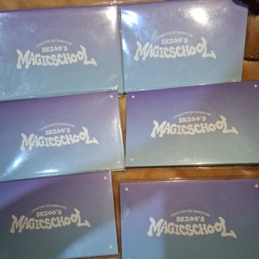 MAGIC SCHOOL SKZOO ACRYLIC STAND + [5-STAR PC]
Official