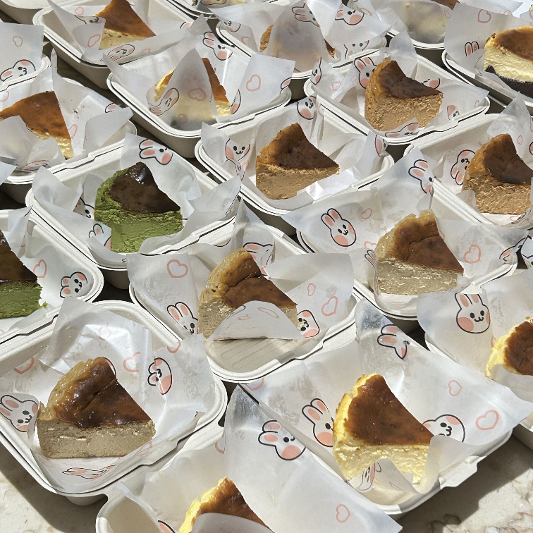 Sliced Burnt Cheesecake | Matcha Burnt Cheesecake | Earl grey Burnt Cheesecake | Thai Tea Burnt Chee