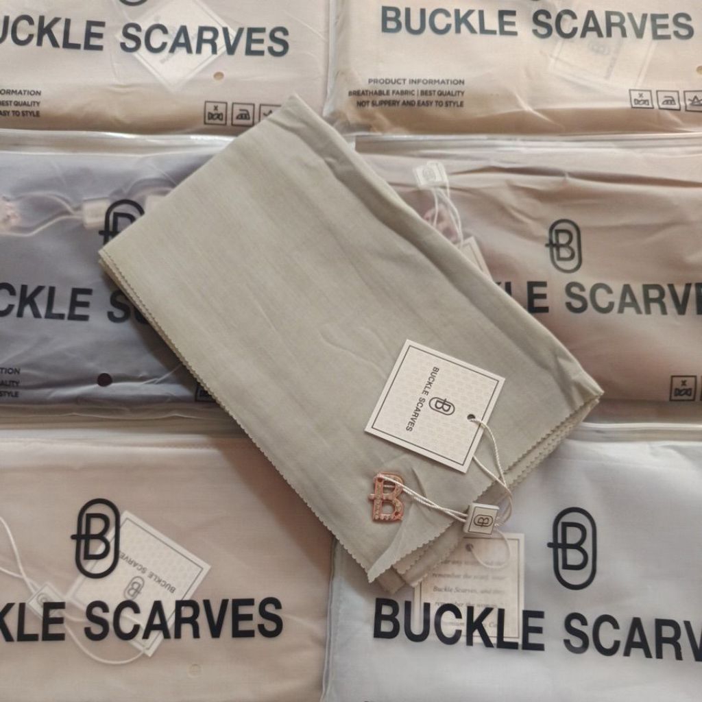 BUCKLE SCARVES POLOS