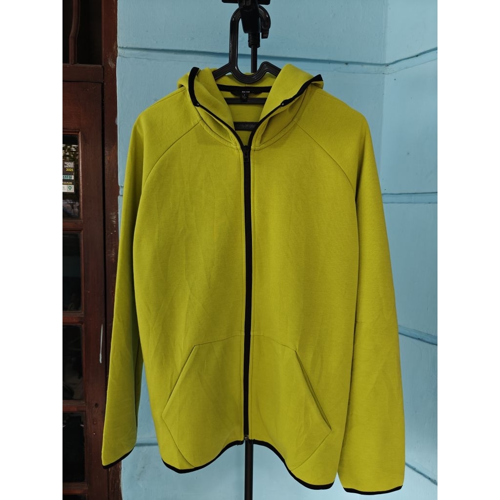 Hoodie tech uniqlo