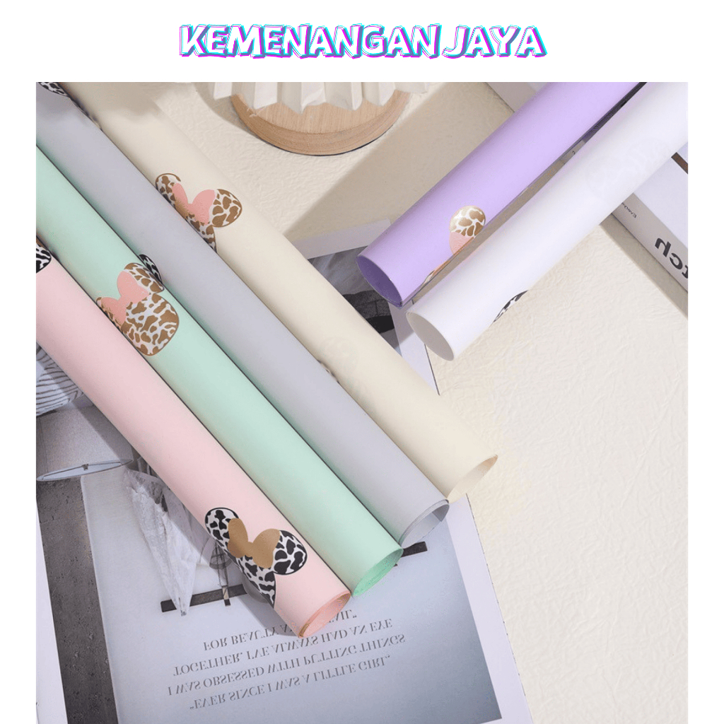 

Isi 20 LEMBAR Kertas Buket Bunga Motif Kartun Kertas Kado Flower Wrapping Cellophane KB101