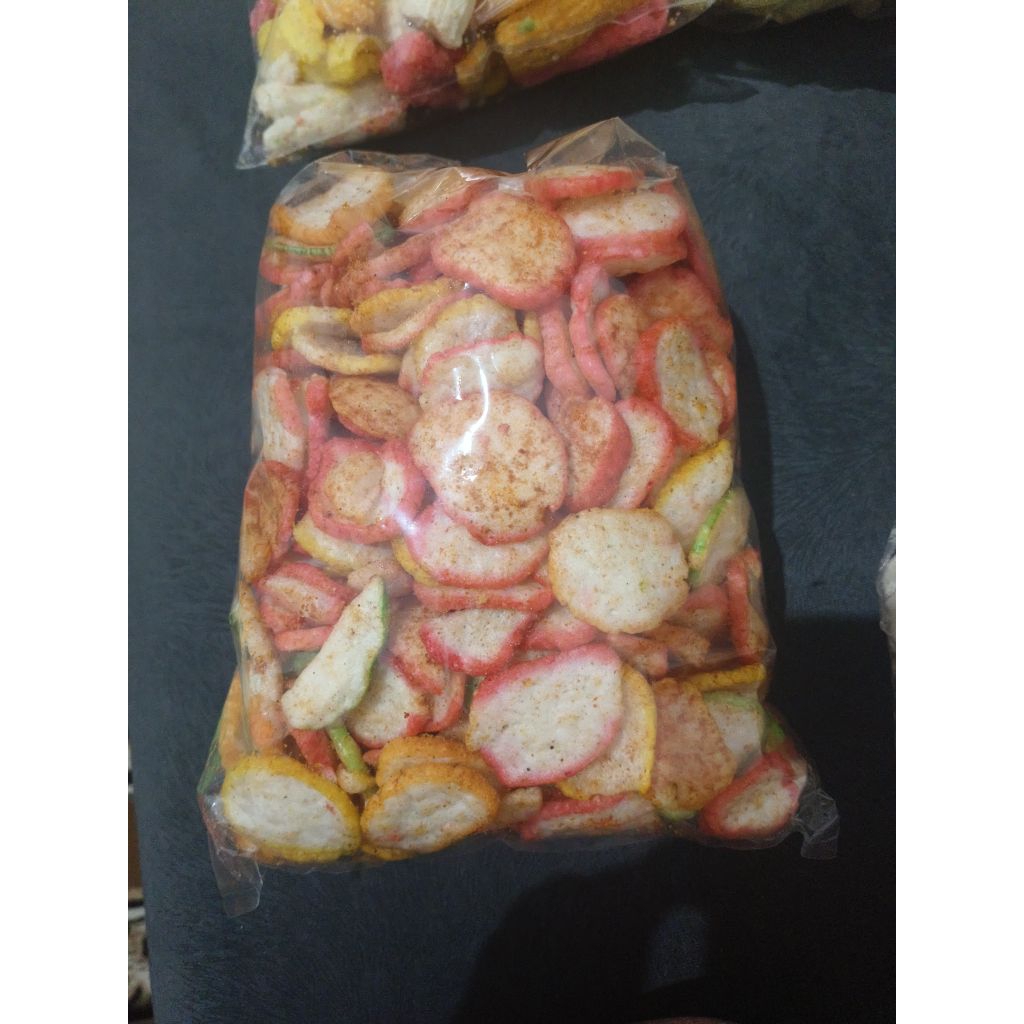 

kerupuk seblak pedas
