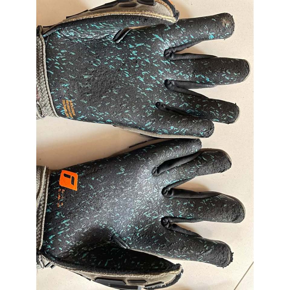 Reusch Top Grade Size 9